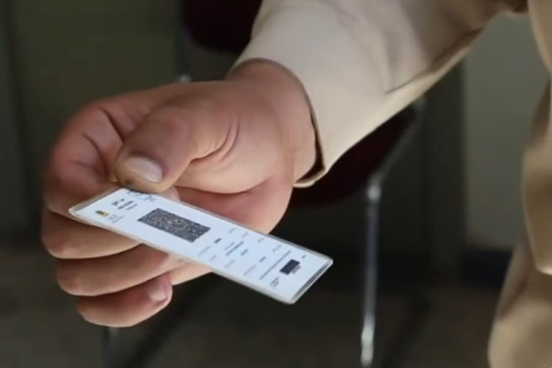 الشرطة توقف متلاعبين بوثائق صحية