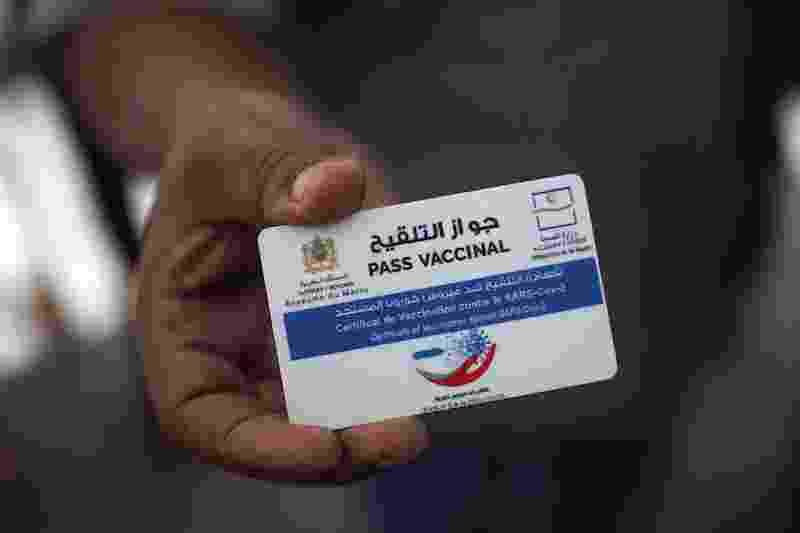 جوازات تلقيح مزورة توقع مدانين بالإرهاب