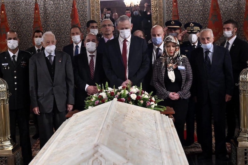 وزير الدفاع الاسرائيلي يزور ضريح محمد الخامس
