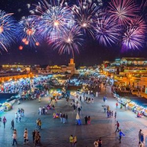 الوباء يهدد احتفالات "رأس السنة".. والفنادق تتشبث بالسياحة الداخلية