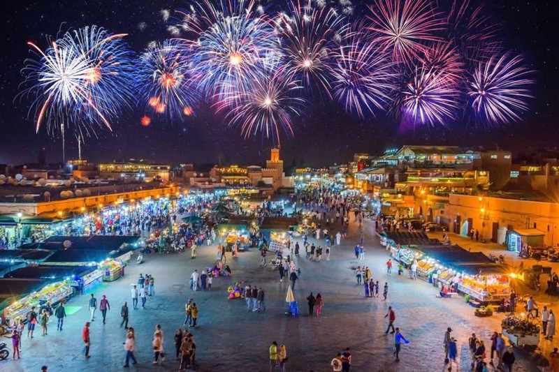 الوباء يهدد احتفالات "رأس السنة".. والفنادق تتشبث بالسياحة الداخلية