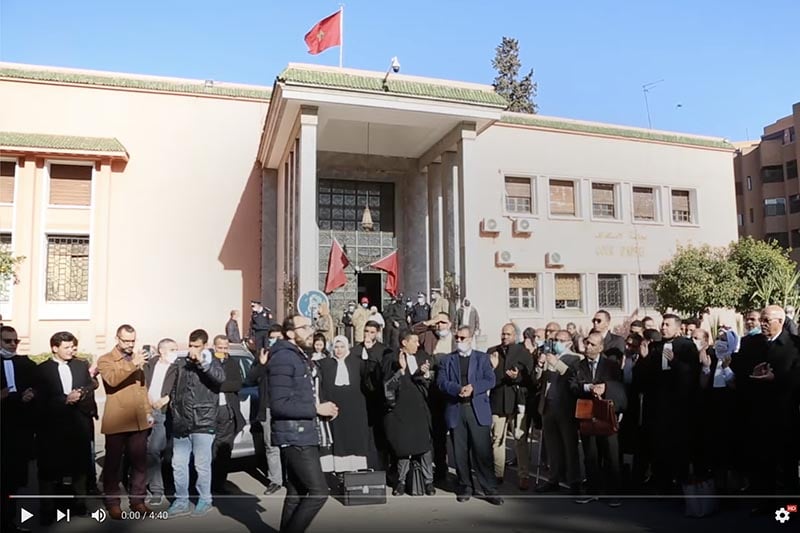 محامون يرفضون جواز التلقيح
