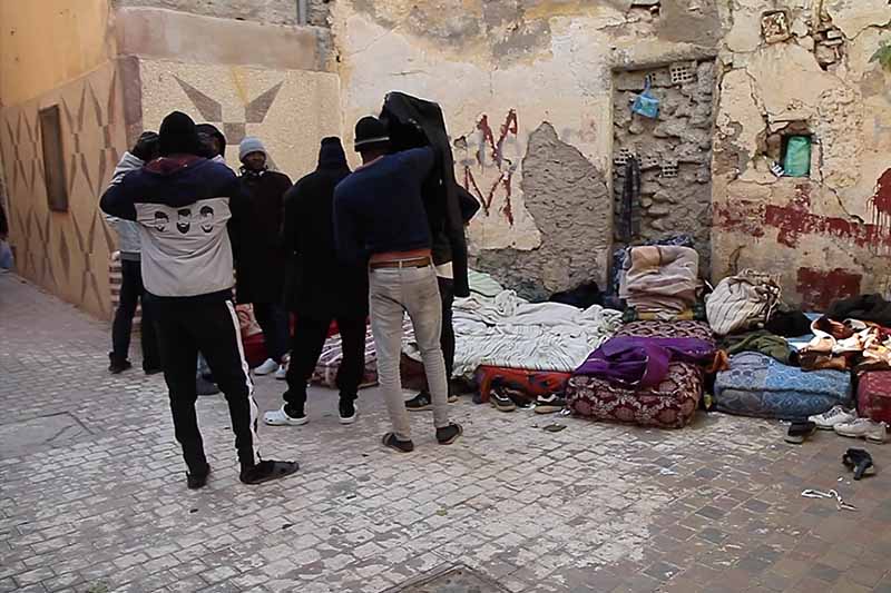 سودانيون يدخلون وجدة من الجزائر