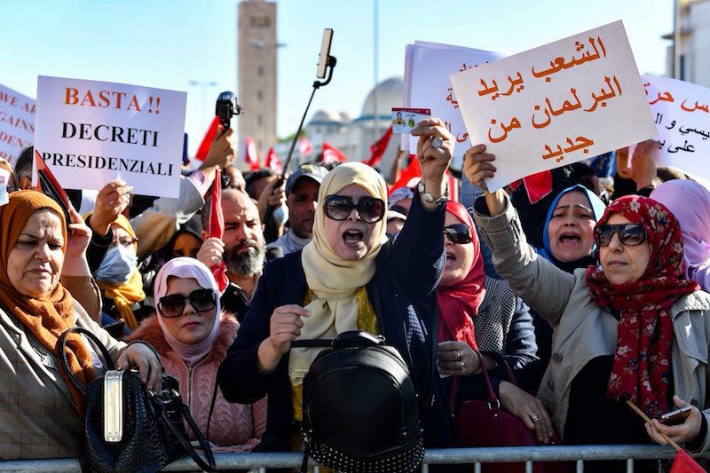 "رايتس ووتش" تندد بخروقات في تونس