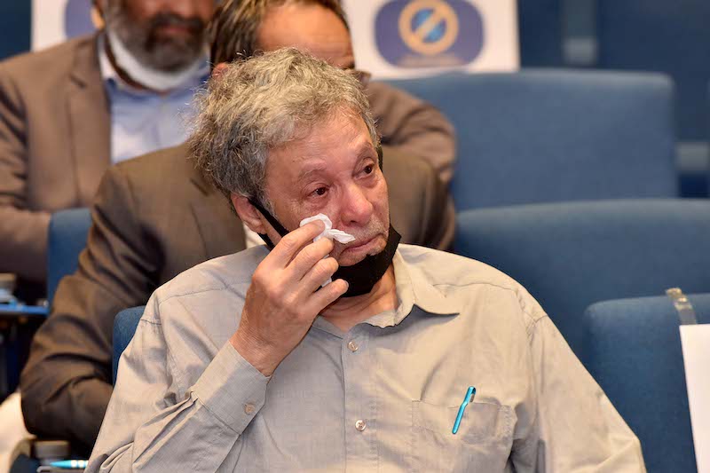 الملك: الراحل هلال فنان حميد الخصال