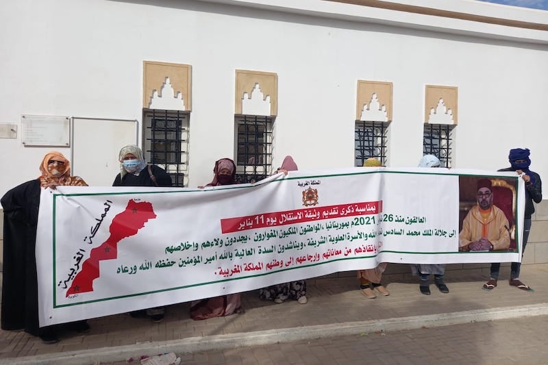 مرض و"تعنيف" وإفلاس.. معاناة مغاربة عالقين تتواصل بموريتانيا