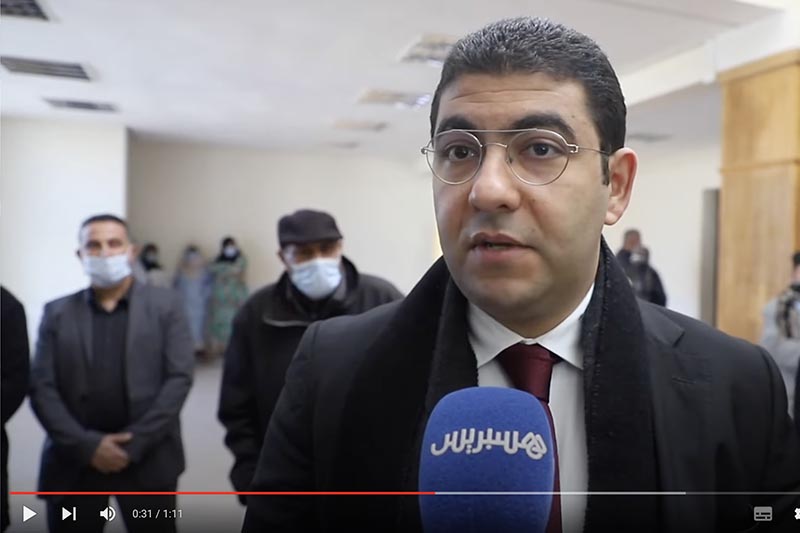وزير الثقافة ومساعدة الفنانين