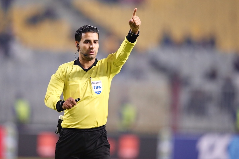 حكم تونسي يقود مباراة المغرب وجزر القمر