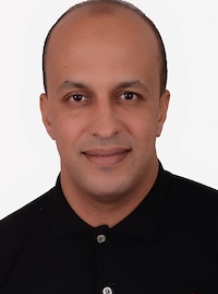 "التنمية حرية وحوار"