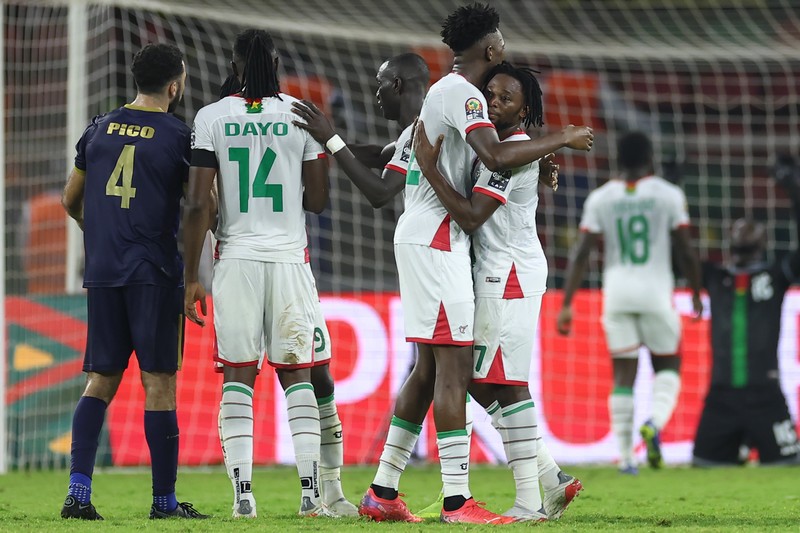 "بوركينا" تنعش الآمال في كأس إفريقيا