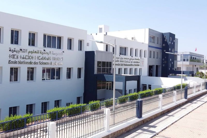 الوباء يغلق "مدرسة العلوم" في فاس