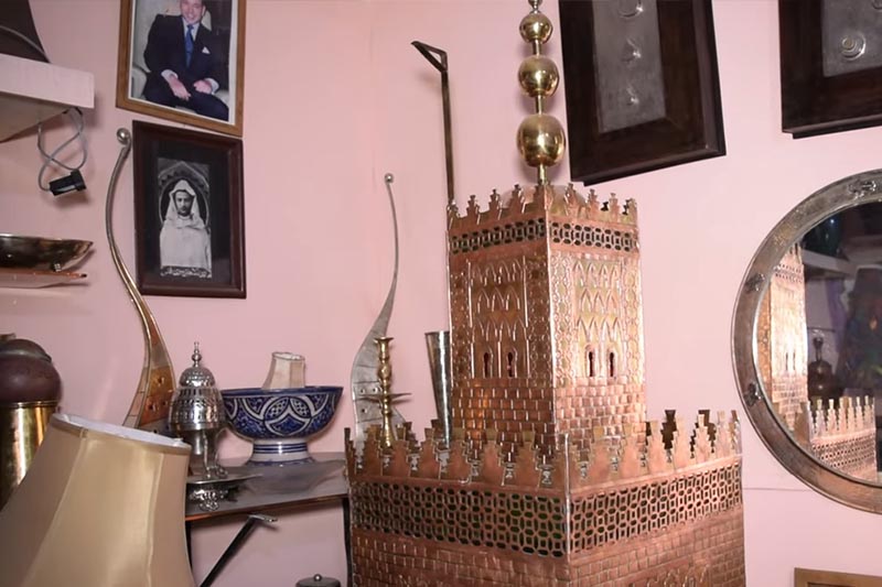 مجسم نحاسي لصومعة الكتبية