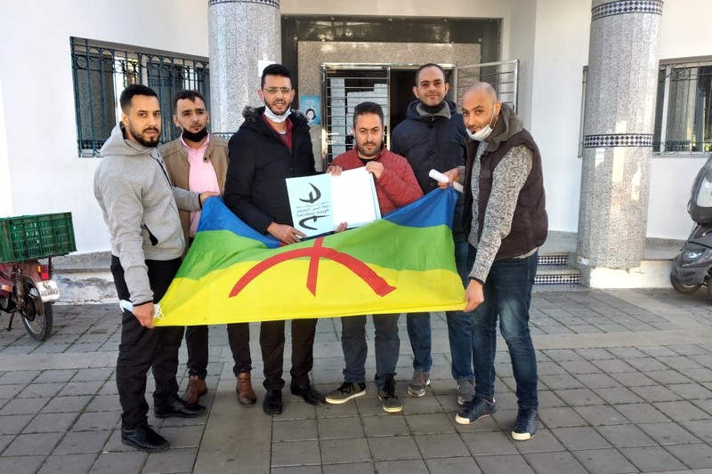 "جبهة" تطالب بتعميم استعمال الأمازيغية