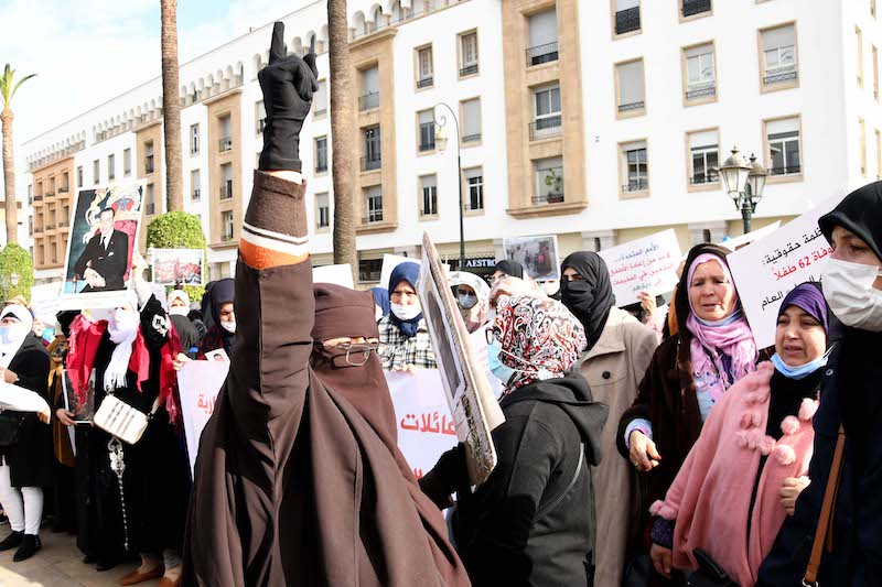 عائلات تطالب بترحيل مغاربة عالقين بسوريا