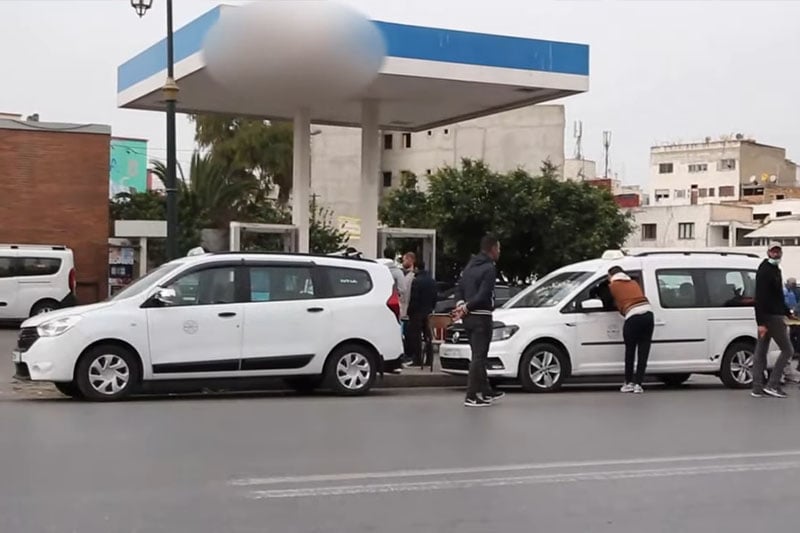 نهاية الأسبوع تنعش "النقل السري" بالرباط .. ومواطنون يطبّعون مع "الخطافة"
