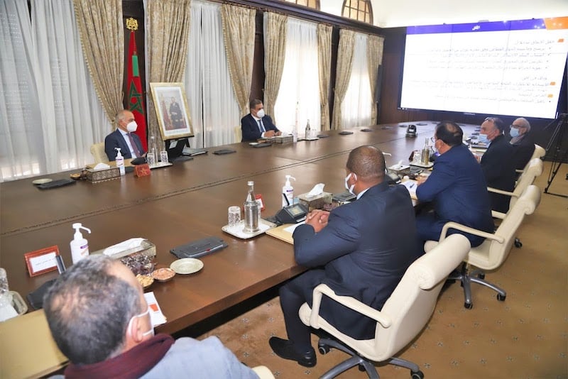 رئيس الحكومة يصرف الدعم السنوي المخصص للنقابات العمالية