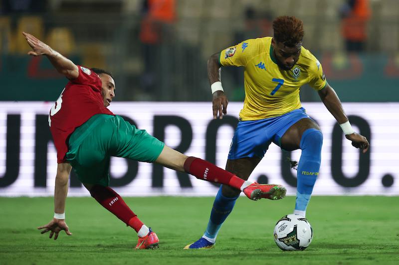 اللاعب شاكلا يستغرب عقوبة "الكاف"