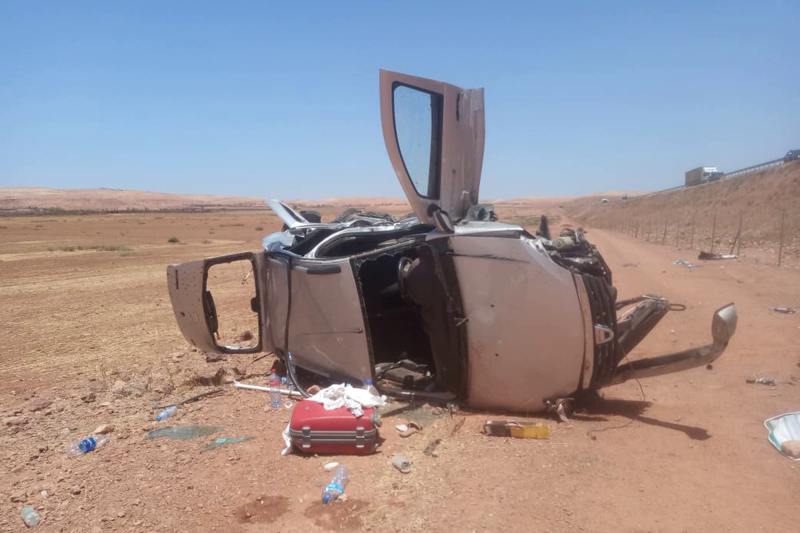 انقلاب سيارة يخلف قتيلين في البروج