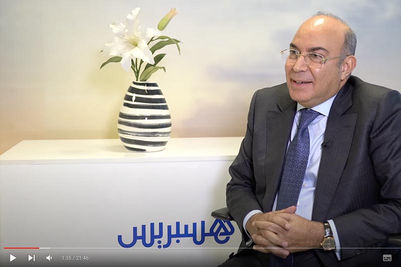مع رئيس فريق "الأحرار"