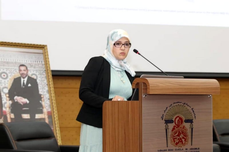 عائشة ماجدة .. باحثة تقود جهود الذكاء الاصطناعي في جامعة فاس