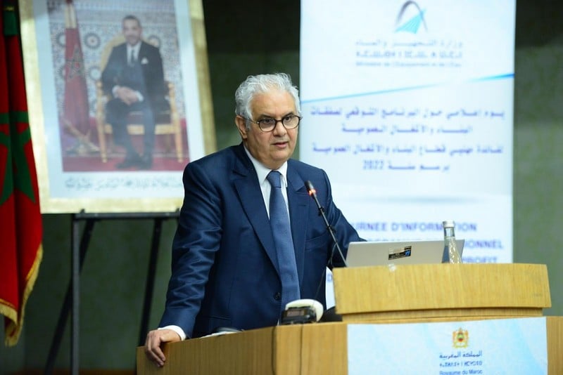 بركة: مراجعة مرسوم الصفقات العمومية تعزز الأفضلية للمقاولات المغربية