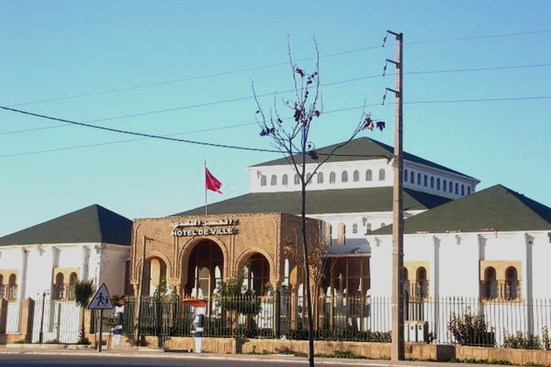 ورثة يطالبون بلدية تيفلت بتسوية نزاع