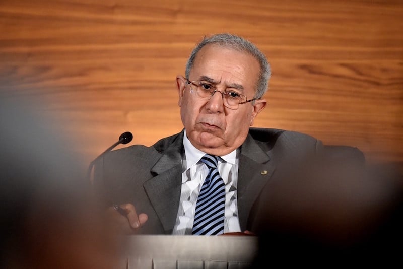 الخارجية الهولندية تُكَذب رمطان لعمامرة