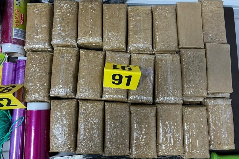 القبض على مروج مخدرات في المضيق‎‎