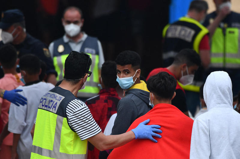 الرباط ومدريد تمهدان الطريق لاستئناف ترحيل القاصرين غير المصحوبين‬