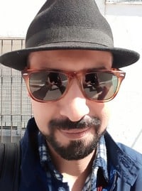 الربيع وشارع القصر الكبير
