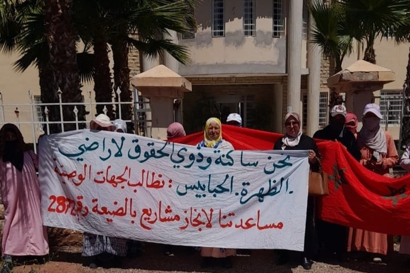 صهريج يغضب النساء بسيدي حمادي