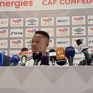 "بايرتس" يتوقع مباراة كبيرة أمام بركان