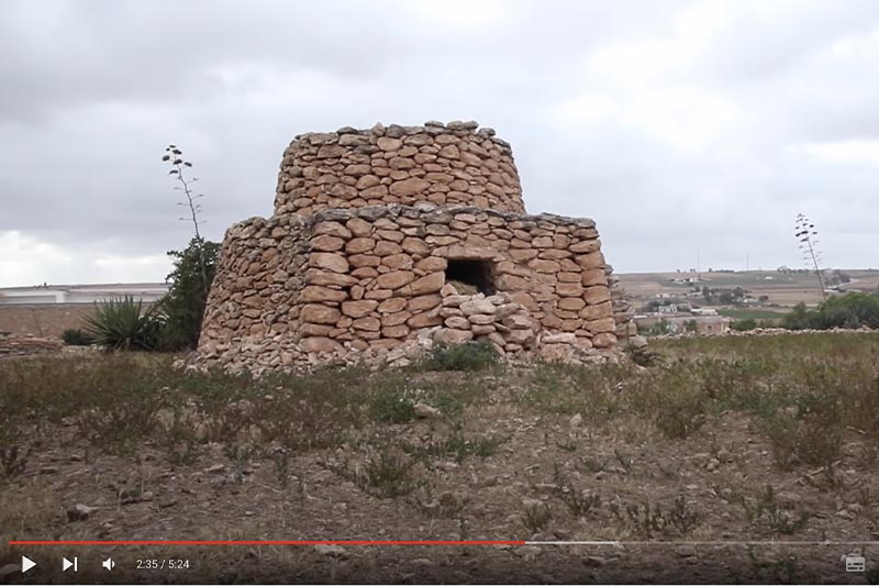 قصة بناية "طازوطة"