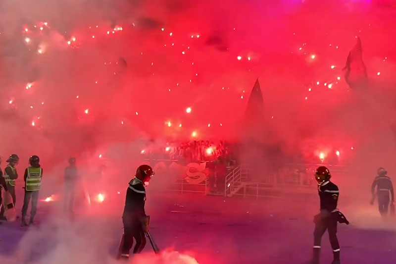 "كراكاج" جماهير الحمراء