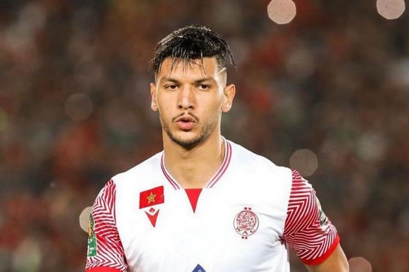 نادي بريست الفرنسي يستعجل اللاعب داري