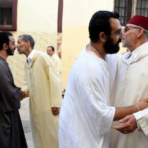 صلة الرحم "تضيع" وسط زحمة وسائل التكنولوجيا الحديثة في المناسبات والأعياد
