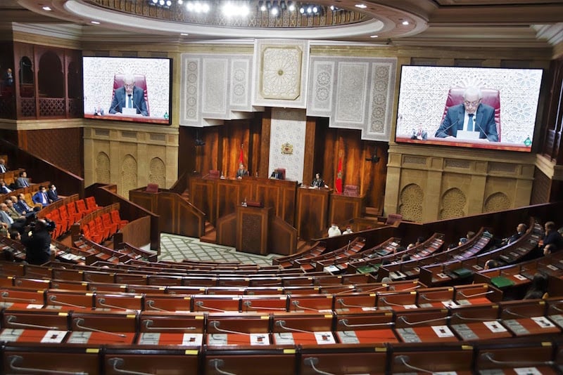 مكونات الأغلبية والمعارضة تثير السلبيات والإيجابيات في "السنة التشريعية"