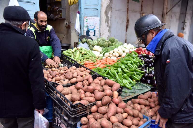 غالبية الأسر المغربية تستشعر "تدهور مستوى المعيشة" خلال الشهور الماضية