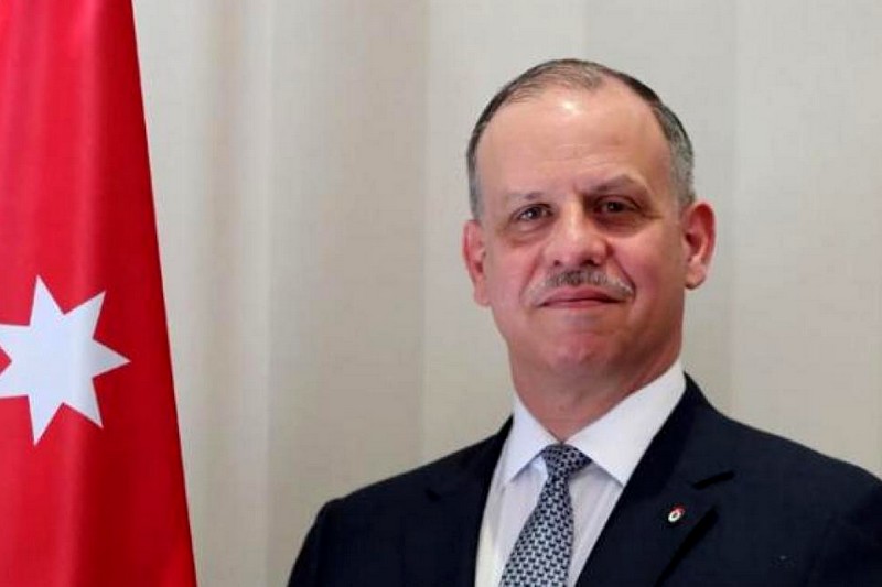 الأمير فيصل يؤدي اليمين نائباً لملك الأردن