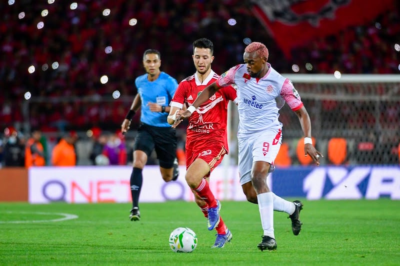 الوداد يواصل المفاوضات مع اللاعب مبينزا