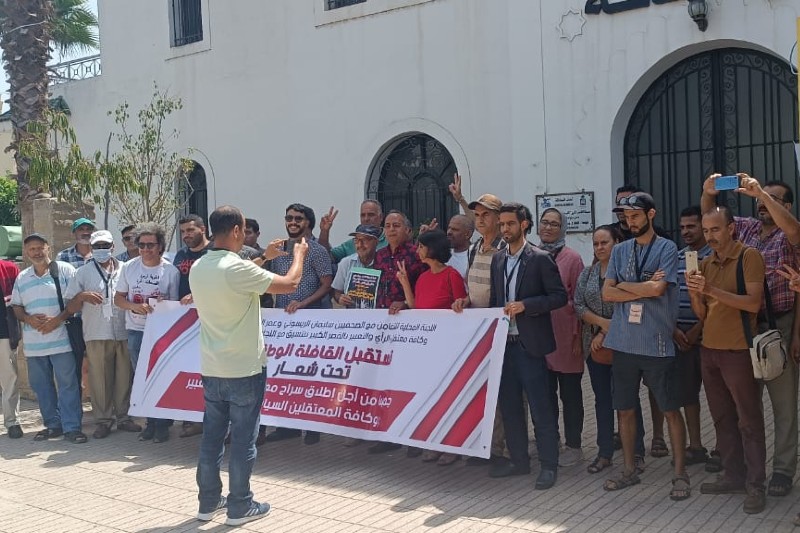 نشطاء يطالبون بإطلاق سراح المعتقلين