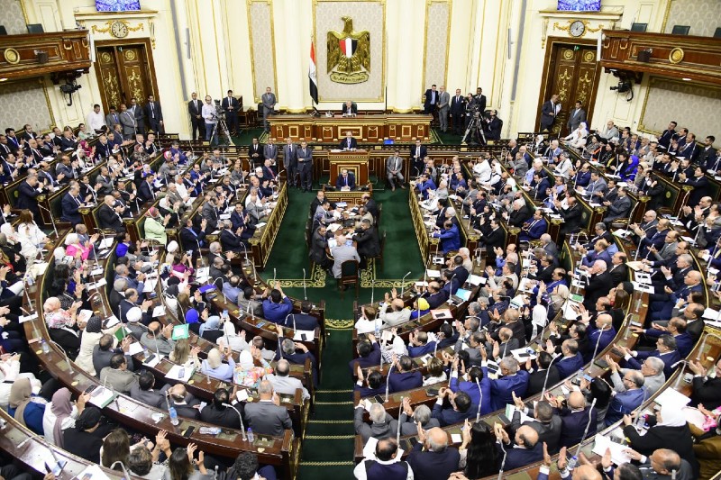 برلمان مصر يوافق على تعديل حكومي موسع