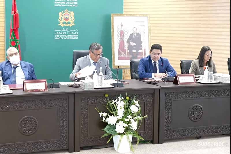 أخنوش وتحسين وضعية الجالية