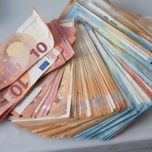 تزوير العملة الوطنية يورط شابا بالقنيطرة