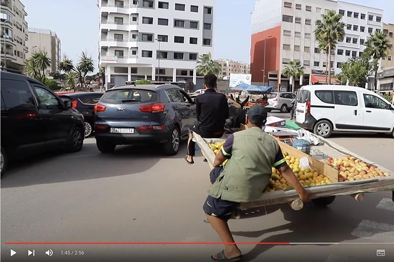 البيضاويون والعربات المجرورة