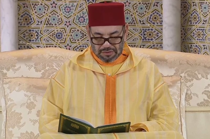 الملك يترأس إحياء ليلة المولد