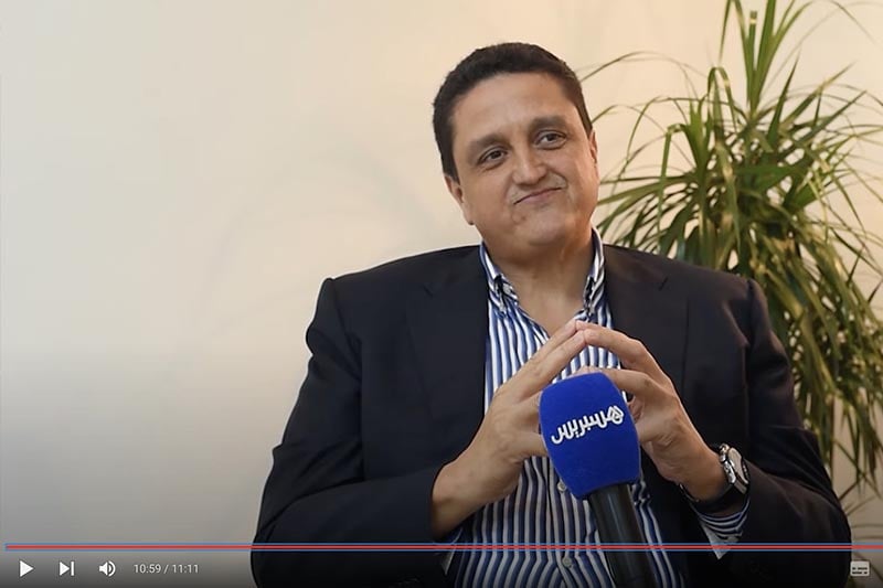 مع عمر مورو