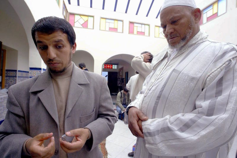 قضاء بلجيكا يؤجل محاكمة إكويسن.. والدفاع يرفض مذكرة البحث الفرنسية