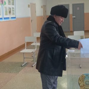 الهدوء يخيم على الاقتراع الرئاسي بكازاخستان