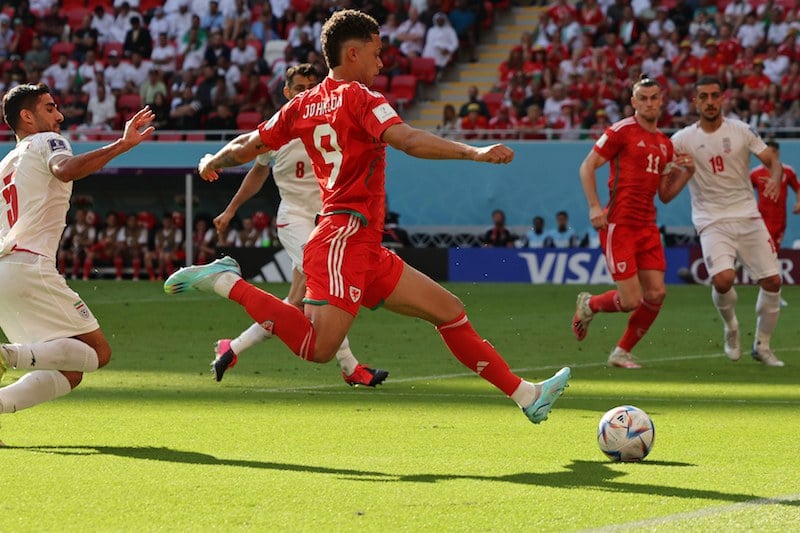 المنتخب الإيراني ينتزع فوزا ثمينا ضد ويلز